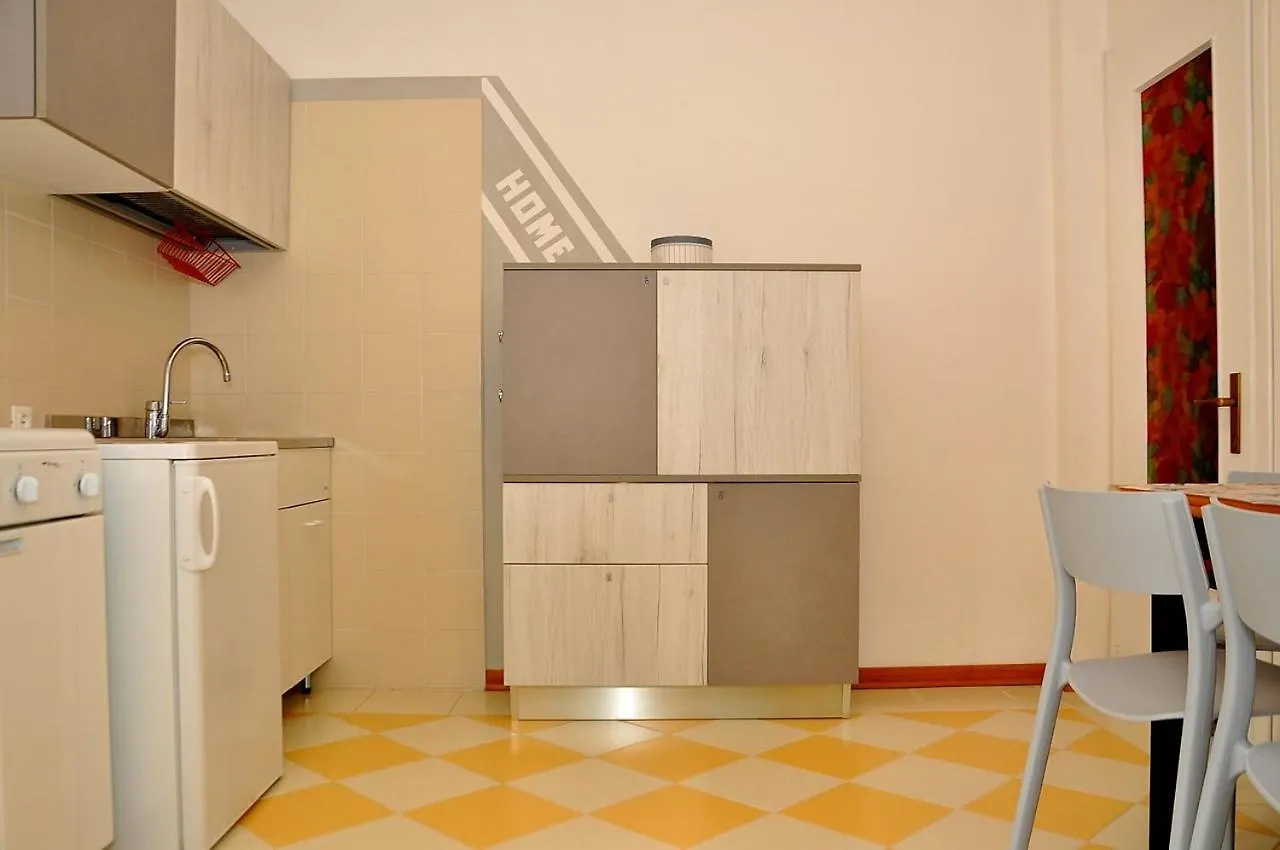 One-Bedroom Apartment With Balcony And Ac Bibione Italy