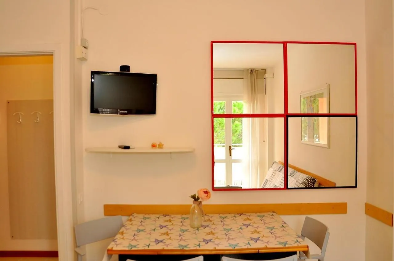One-Bedroom Apartment With Balcony And Ac Bibione