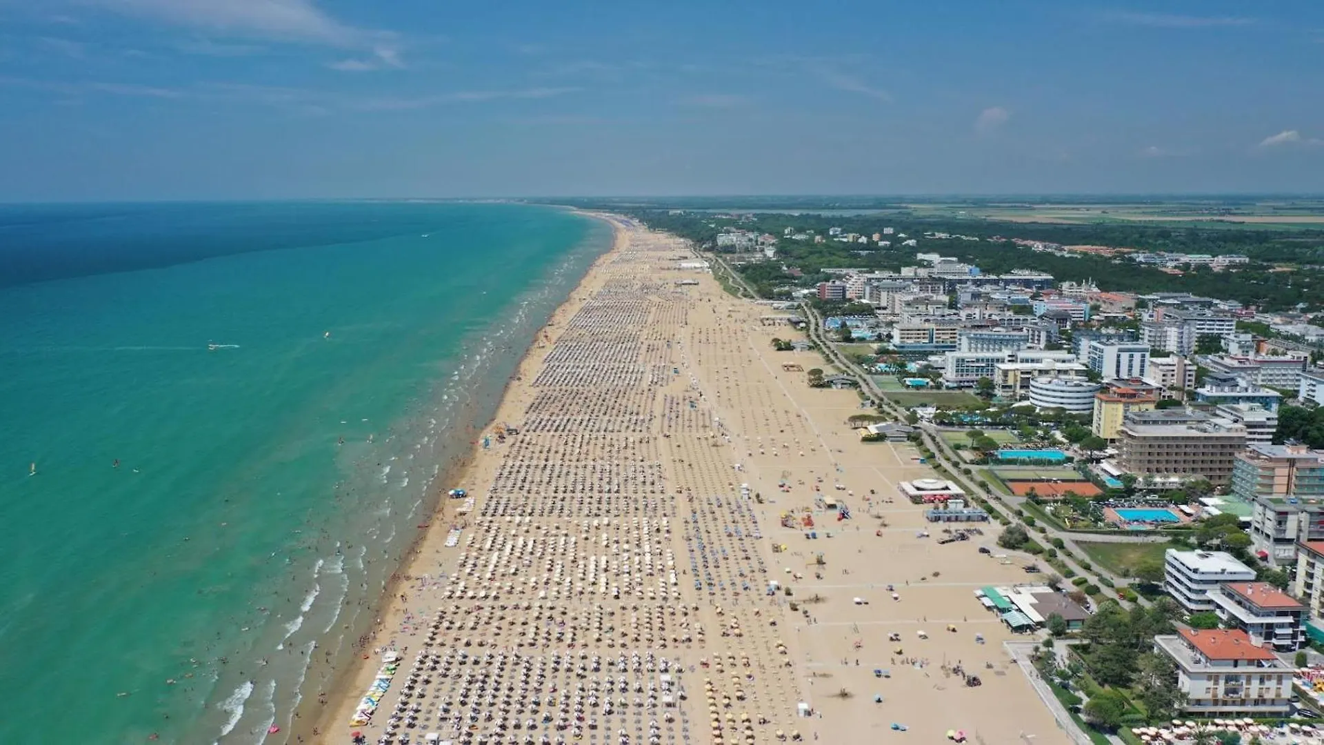 One-Bedroom Apartment With Balcony And Ac Bibione