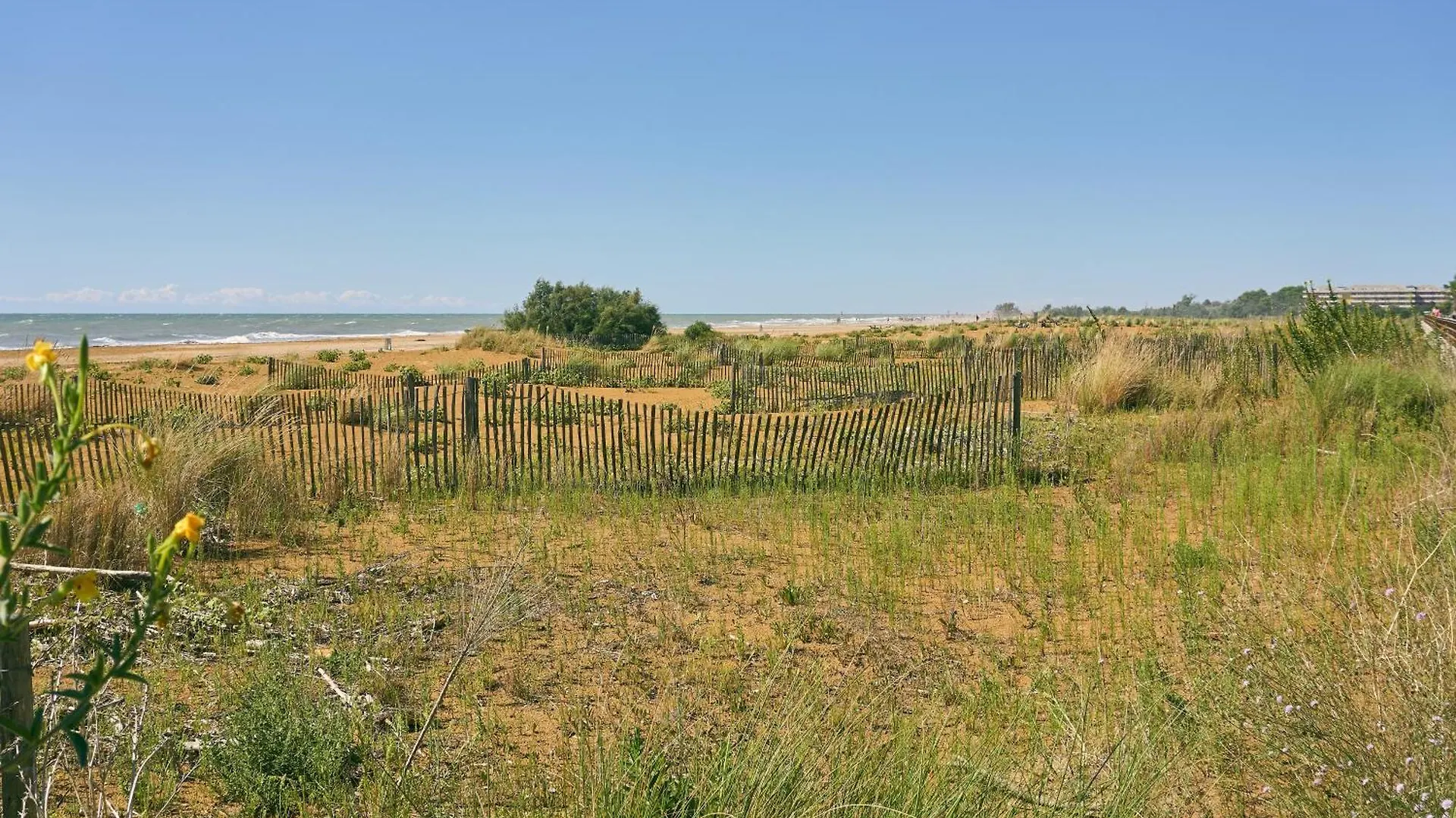 One-Bedroom Apartment With Balcony And Ac Bibione